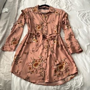 Pretty floral tie waist shirt dress